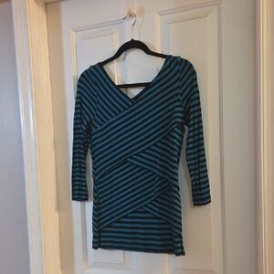 Vince Camuto Teal Striped V-Neck Women's Top With Layers Small